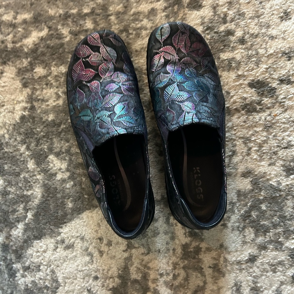 Women’s Klogs Footwear, very comfy! Sz.10. Nursing shoes